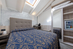 IMG_2275-HDR IMG_2275-HDR