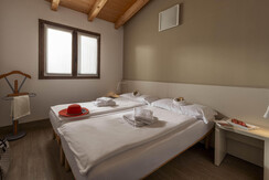 Chalet Room 1 Chalet Room 1