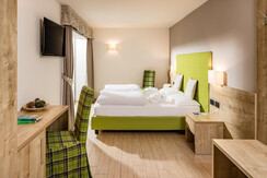 vidor-WEB-25 vidor-WEB-25