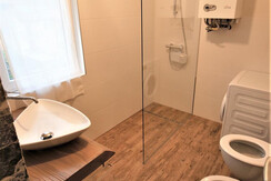 Entrata 1° Bagno. Entrata 1° Bagno.