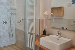 WhatsApp Image 2022-10-28 at 12.44.33 WhatsApp Image 2022-10-28 at 12.44.33