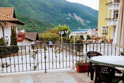 esterno terra leo esterno terra leo