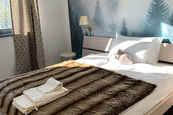 3BB1DF42-1ED3-4946-9603-D053A9BECBBF