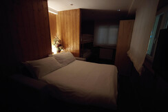 Bedroom/living room4