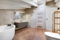 AMPIO BAGNO AMPIO BAGNO