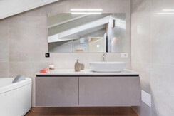 LAVANDINO SECONDO BAGNO LAVANDINO SECONDO BAGNO