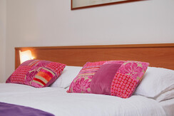 0090 - Hotel Centrale - camere 2023 - ©Matteo Brid 0090 - Hotel Centrale - camere 2023 - ©Matteo Brid