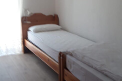 04645437-f376-47e5-9552-046e25a26c2a