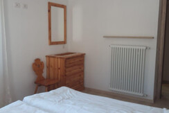 a430db2d-33c6-46b1-ace7-3a76d68305d1