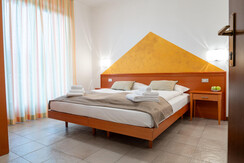 7M404985-HDR 7M404985-HDR