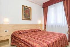 Mugo 502 camera Mugo 502 camera