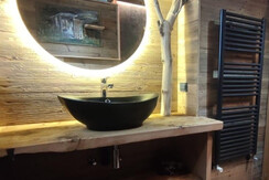 DalBenRaffaella-LaTanaDellOrso_Rifugio_Campitello_