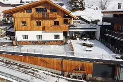 1a7efcb9-6480-466b-a517-d86ad2a8ac7f