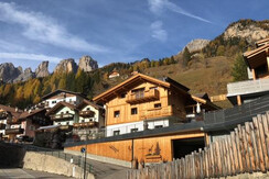 86080429-547C-4FBC-BEB4-9F94561B2A5A