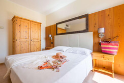 3-Eden-Marone-camera