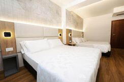 Quadrupla standard (4)