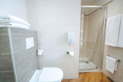 Quadrupla standard (8)