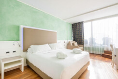 Hotel_Gabry_Riva_del_Garda_Superior_Room_06