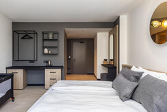 DP070723032_LOW DP070723032_LOW