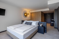 DP070723019_LOW_Joy_3 DP070723019_LOW_Joy_3