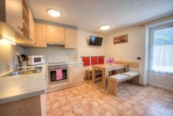 2021-giu12A Ghetta Cucina 02