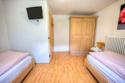 2021-giu12A Ghetta Stanza 04-Modifica