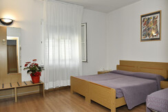 Classic_tripla_bel_sit_molt_piccole