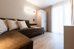 Oliva Multipla (4) Oliva Multipla (4)