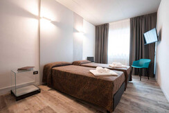 camera-doppia-superior-lago-di-garda camera-doppia-superior-lago-di-garda