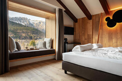 FSL05805 - low FSL05805 - low