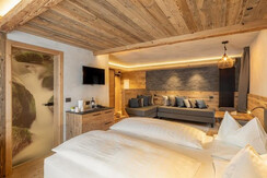 Junior suite queen deluxe Junior suite queen deluxe