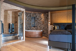 sauna e vaca idromassaggio in camera sauna e vaca idromassaggio in camera