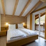  foto van Double room with extra bed - Large