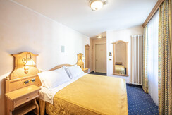 camera-212-2 copia camera-212-2 copia