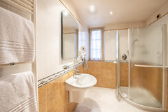 camera-210-bagno copia camera-210-bagno copia