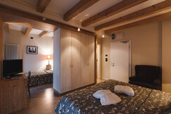 Savoia_web (70) Savoia_web (70)