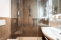 CLASSIC DOUBLE ROOM - Hotel Villa Madruzzo (1)