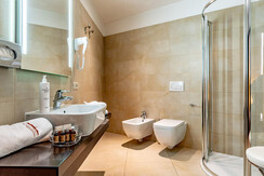 BELVEDERE CON IDROMASSAGGIO (3)