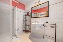 BAGNO DI SERVIZIO CUCINA SOGGIORNO BAGNO DI SERVIZIO CUCINA SOGGIORNO