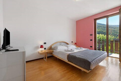 CAMERA MATRIMONIALE CAMERA MATRIMONIALE