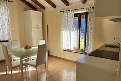 2EE09A25-9F90-4421-9F6F-E14F841A028F