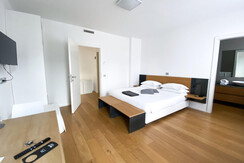 La Villa - Trento - Camera superior con balcone (1