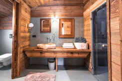 Luxury Private Spa Chalets - bagno