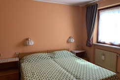 3C2681E0-8A43-4581-B7CA-F690811A63C0