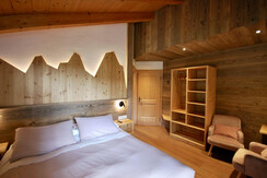 Camera matrimoniale superior con balcone 1