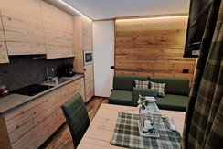 20241214_102946_resized_2