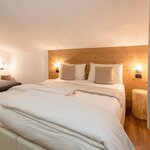  Фото Double room Deluxe with Spa shower