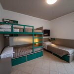 Foto di CAMERA TRIPLA CON LETTO A CASTELLO