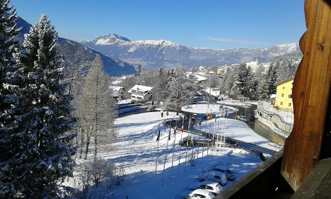 panorama innevato  dal balcone | © Park Hotel Miramonti Folgaria