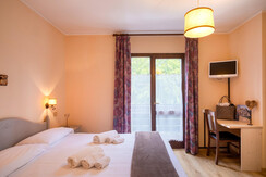 WEB - Piccola Baita 2023 - Frizzera - 10 WEB - Piccola Baita 2023 - Frizzera - 10